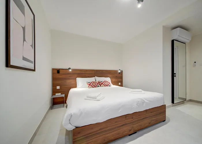 Appartement Juliet Residence, 4 , Your Away From In By Sf Homes Gzira