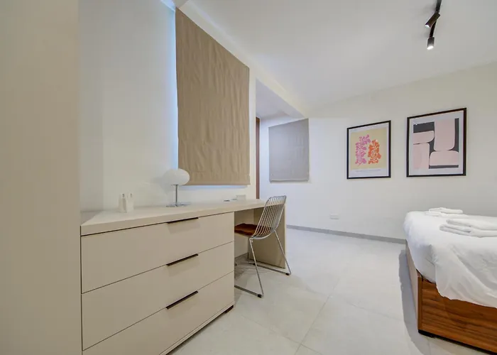 Appartement Juliet Residence, 4 , Your Away From In By Sf Homes Gzira