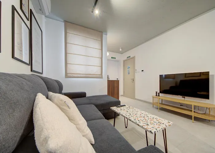 Juliet Residence, 4 , Your Away From In By Sf Homes Appartement Gzira