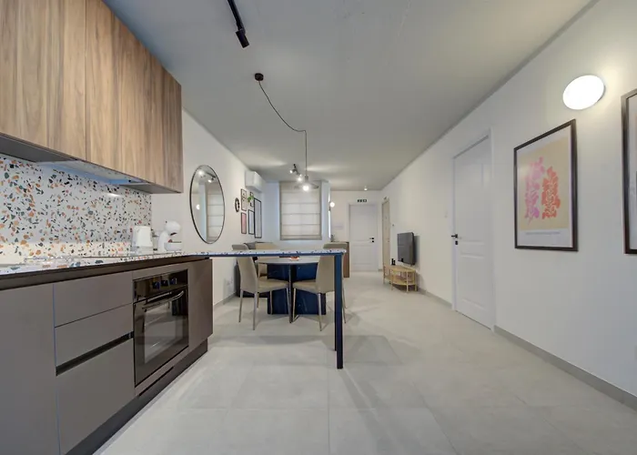 Juliet Residence, 4 , Your Away From In By Sf Homes Appartement Gzira