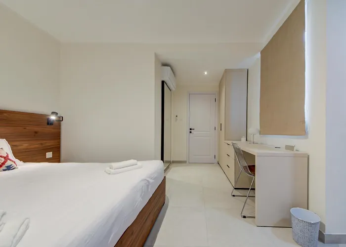 Juliet Residence, 4 , Your Away From In By Sf Homes *